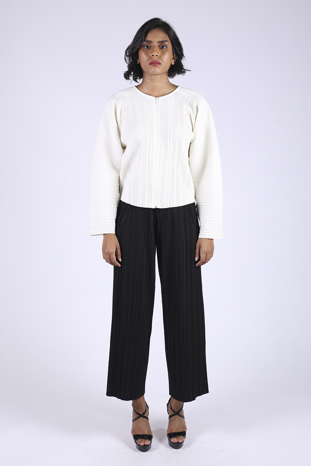 Black and White Pleated set