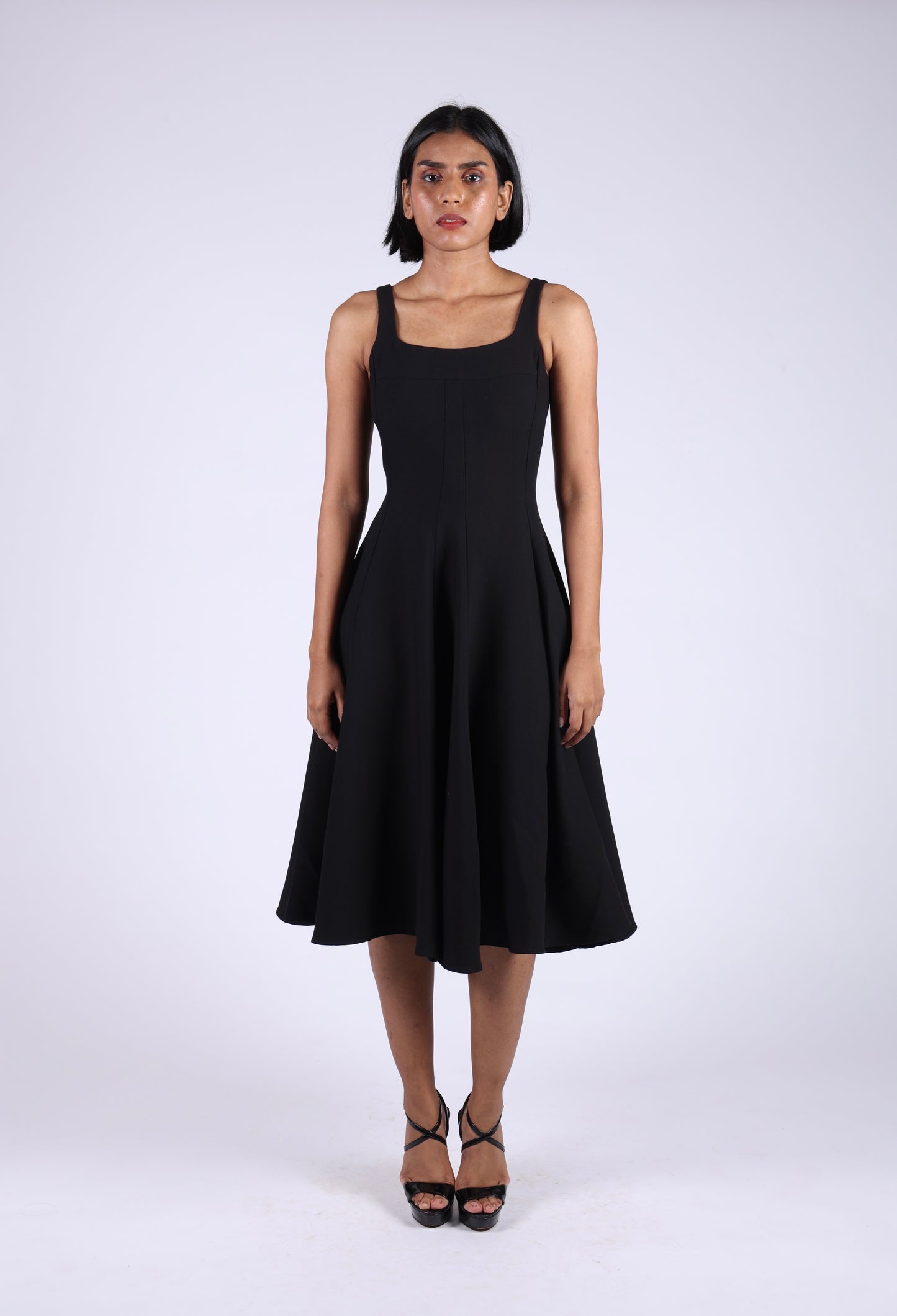 Black Sleeveless Flowy Dress
