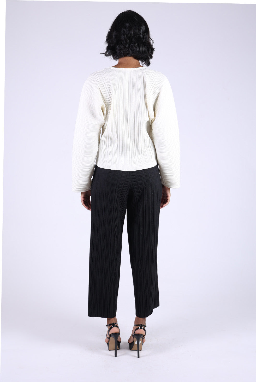 Black and White Pleated set