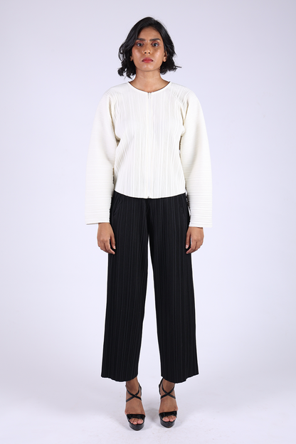 Black and White Pleated set
