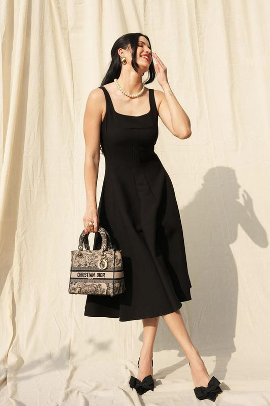 Black Sleeveless Flowy Dress
